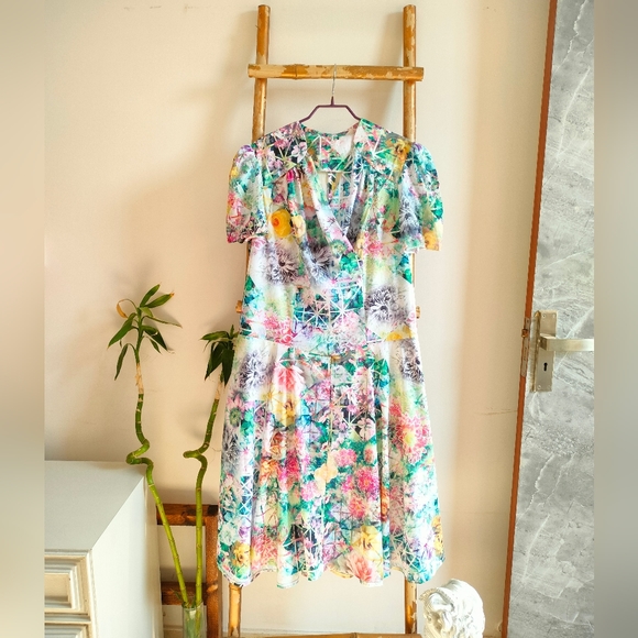 Retro Floral Skater Dress - Picture 16 of 16